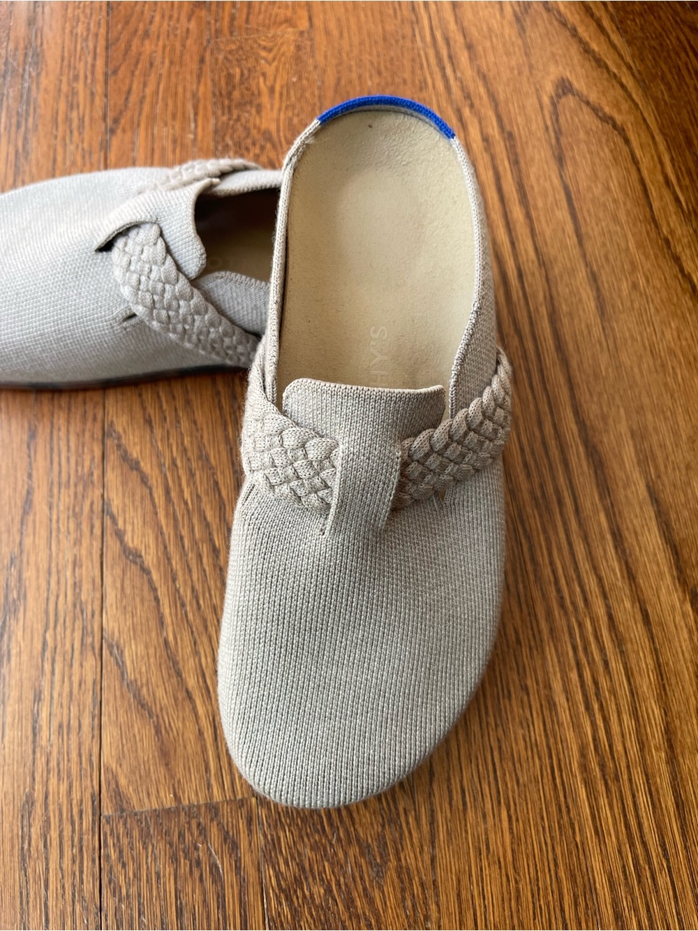 Rothy’s braided clog. Dove. Women’s size 6. - Picture 2 of 6